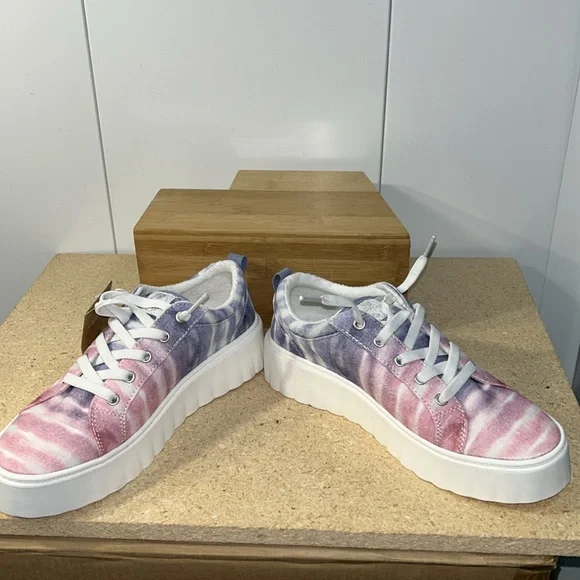 Roxy Sheilahh Sneakers Tie-Dye Sneakers (TS11) - Picture 9 of 15